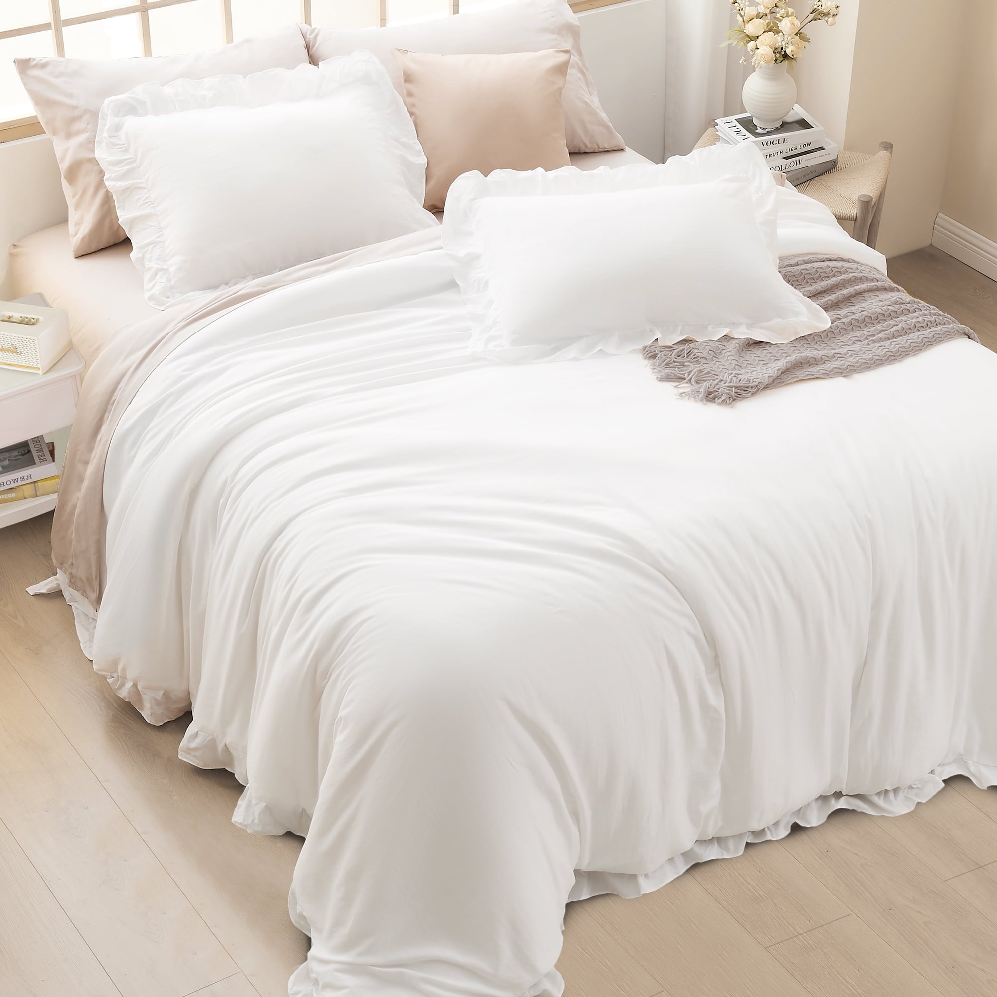 ANGENIA Queen Comforter Set White, 3 Pieces Soft Fluffy Farmhouse Ruffle Bedding Comforter Sets for Queen Bed, All Season Lightweight Down Alternative Bed Set(90"x90" Comforter & 2 Pillowcases)