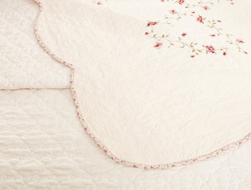 Better Homes & Gardens Hannalore Cotton Quilt, Burgundy, Full/Queen, All Ages