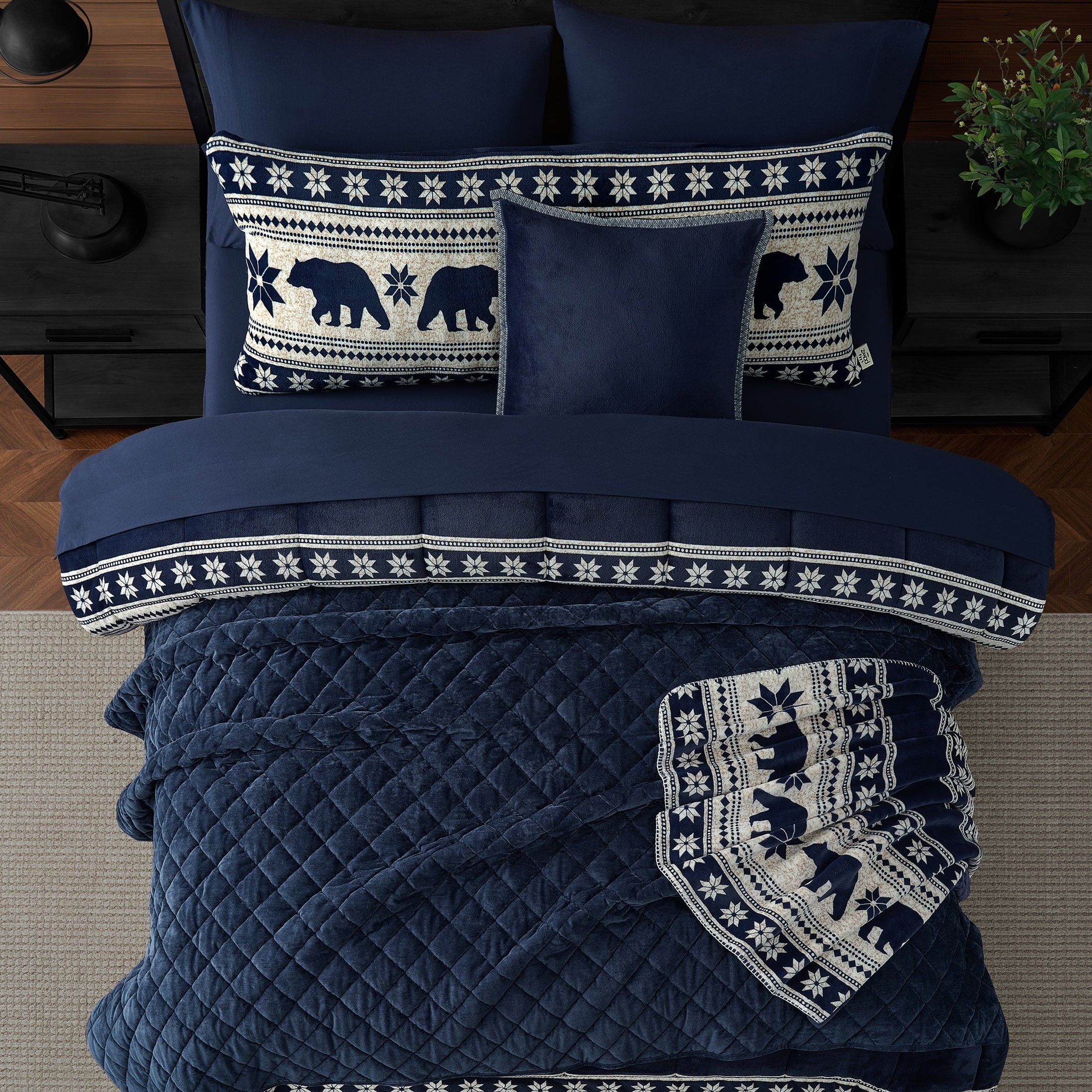 Pawz Navy Blue Full/Queen 90"x92" Soft Corduroy and Microfiber Velvet Quilt, for Adults and Teens